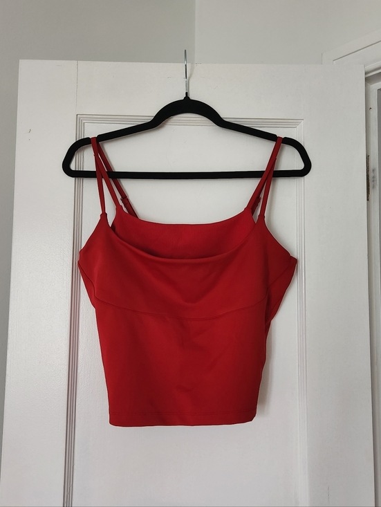 ALO Yoga Tops - AloAirlift Street Goddess Bra Tank in red size large